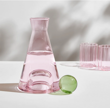 Load image into Gallery viewer, Fazeek Vice Versa Carafe - Pink+Green