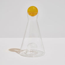 Load image into Gallery viewer, Fazeek Vice Versa Carafe - Clear+Amber