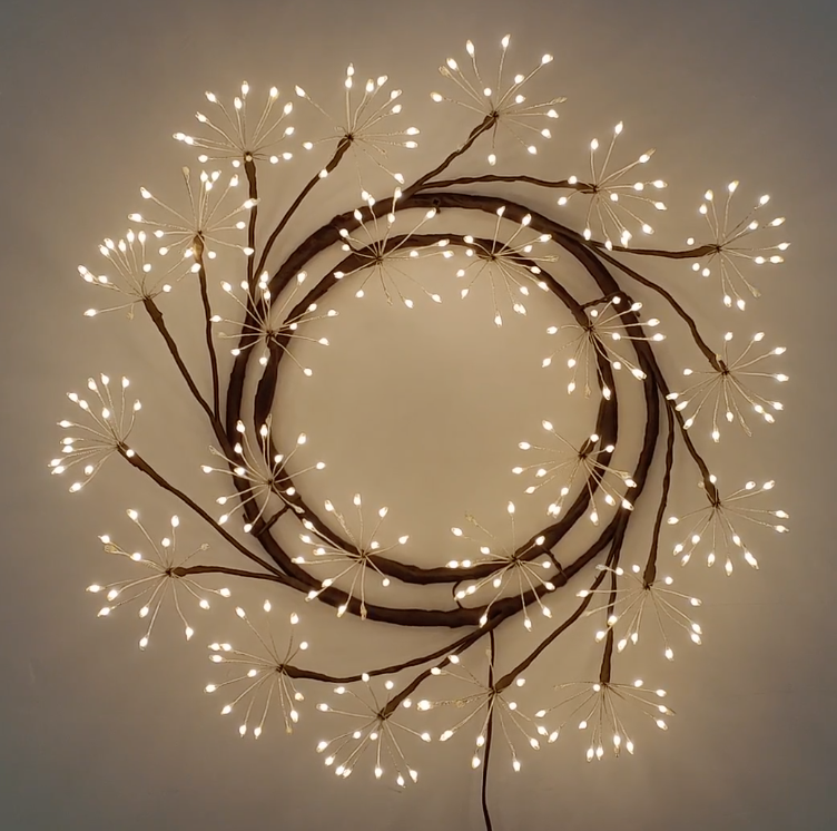 Twinkle Starburst Wreath 60cm/300 lights
