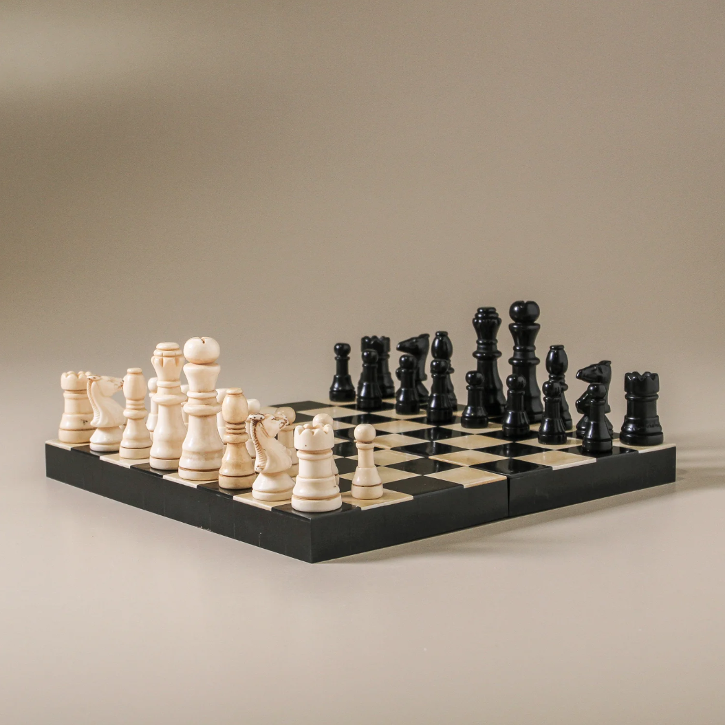 Arden Chess Board