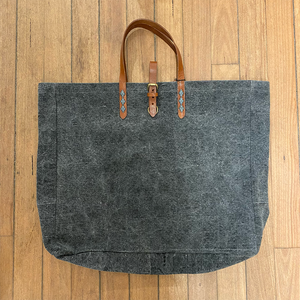 Oversized Canvas Weekender - Charcoal