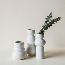 Load image into Gallery viewer, Klein Matte White Vase - Round
