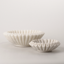 Load image into Gallery viewer, Marble Ruffle Bowl Small - 15cm
