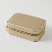 Load image into Gallery viewer, Calla Jewellery Case - Gold
