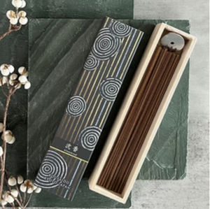 HYAKURAKU Incense - Aloewood with holder