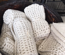 Load image into Gallery viewer, 100% Organic Cotton Crocheted Bathmat
